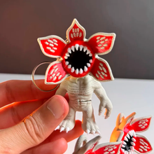 Carregar imagem no visualizador da galeria, Chaveiro Demogorgon – Stranger Things
