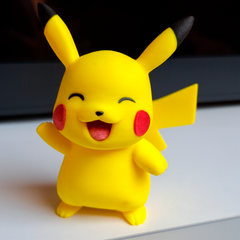 Boneco Pikachu Sorridente