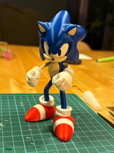 Carregar imagem no visualizador da galeria, Boneco Sonic versão ouriço
